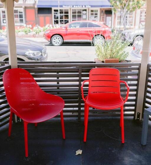 モーテル The Hamlet Inn