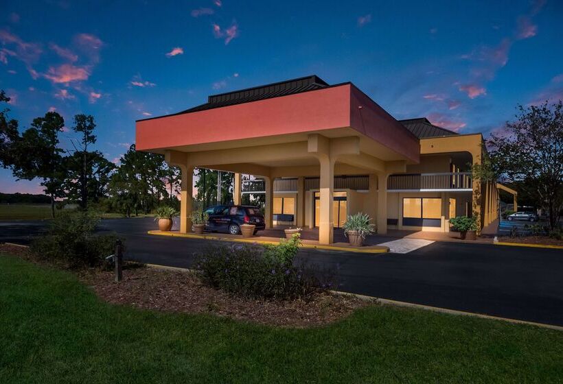 Surestay Hotel By Best Western St. Pete Clearwater Airport