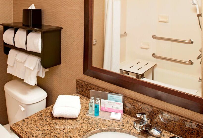 ホテル Spark By Hilton Stevensville