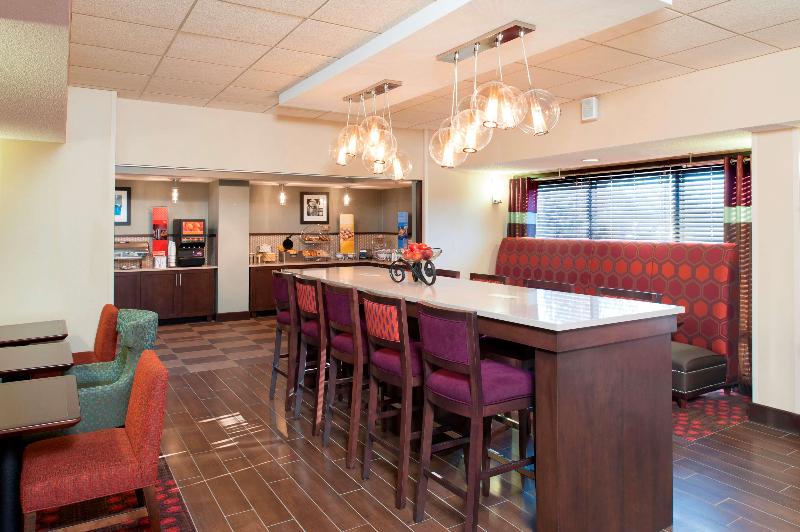 ホテル Spark By Hilton Stevensville