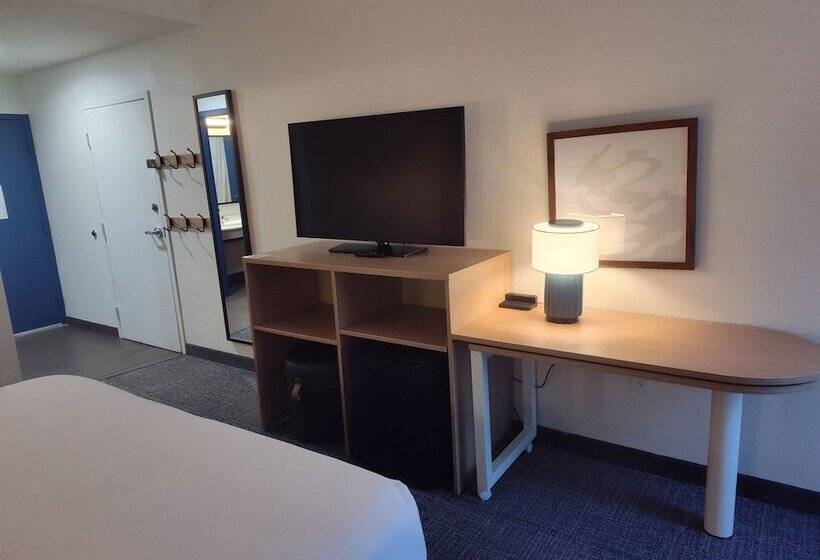 ホテル Spark By Hilton Stevensville