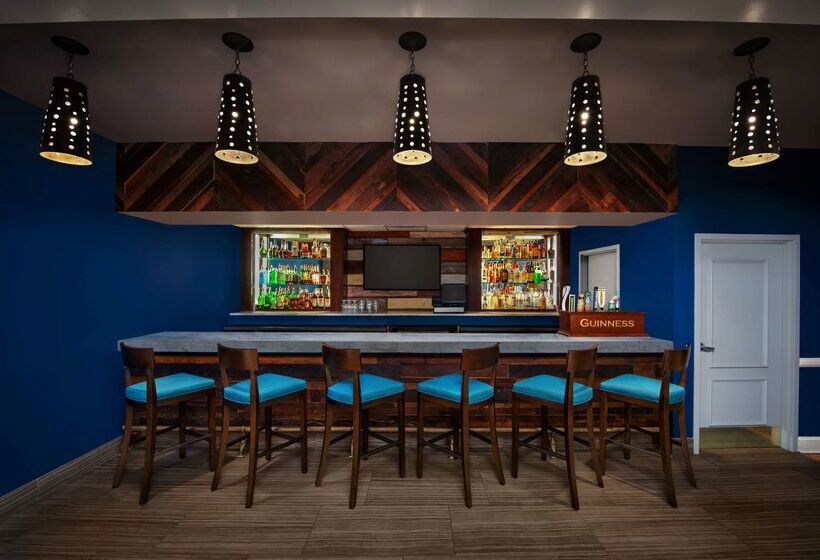 Wyndham Lake Buena Vista Resort Disney Springs® Resort Area