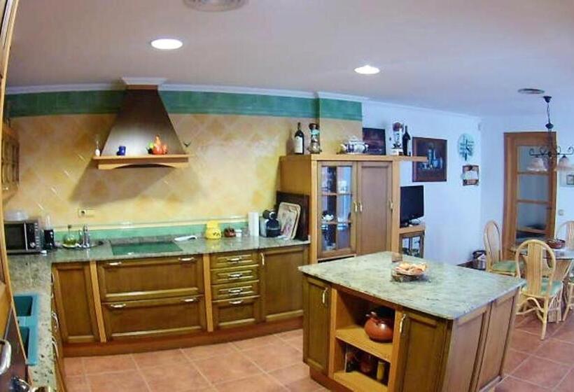 3 Bedrooms House With Jacuzzi Furnished Terrace And Wifi At Benicarlo 5 Km Away From The Beach