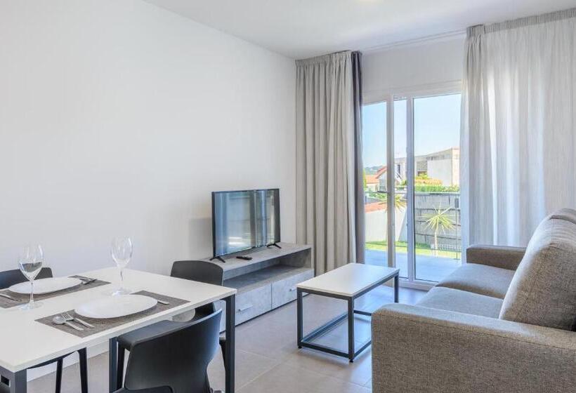 Apartamentos Onzamar