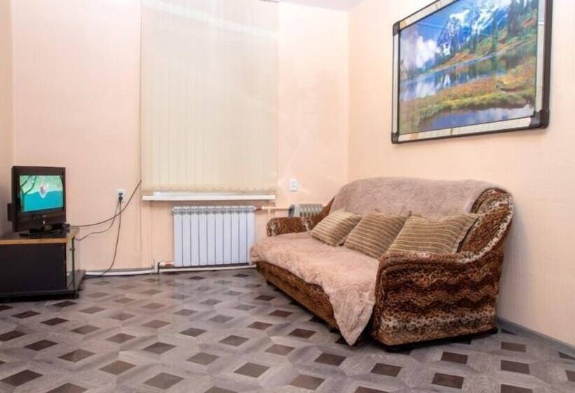 Apartment On Svetlanskaya St. 23