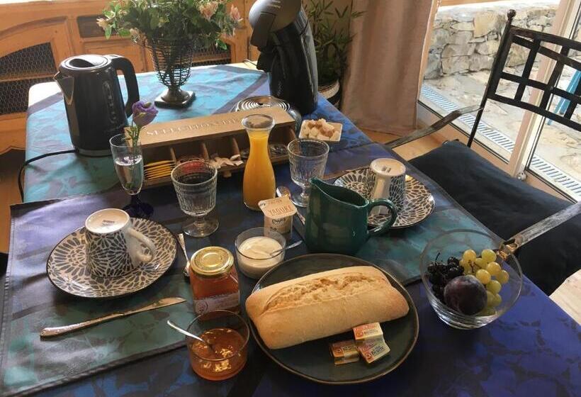 住宿加早餐  La Chambre Haute