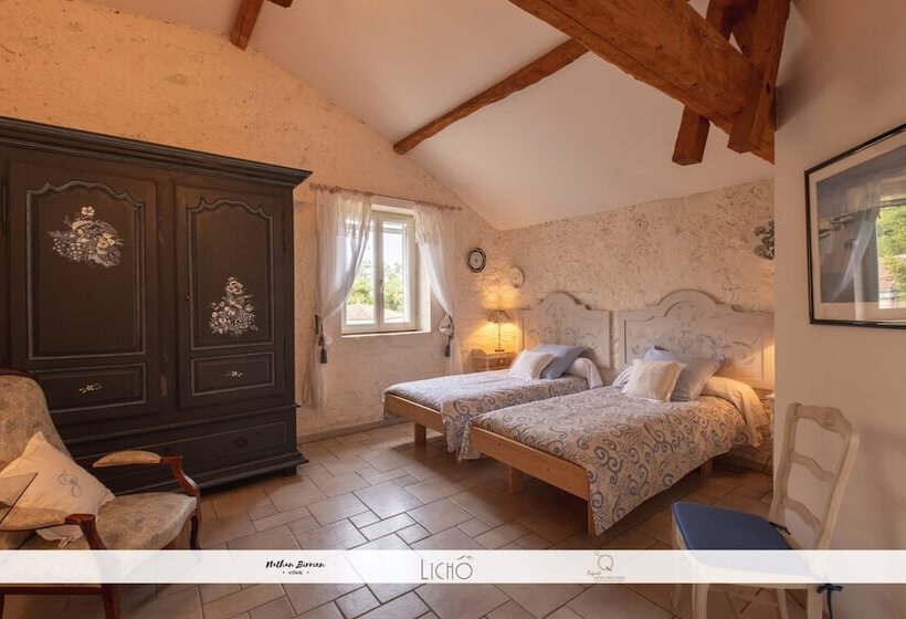 تختخواب و صبحانه La Grange De Bellefontaine