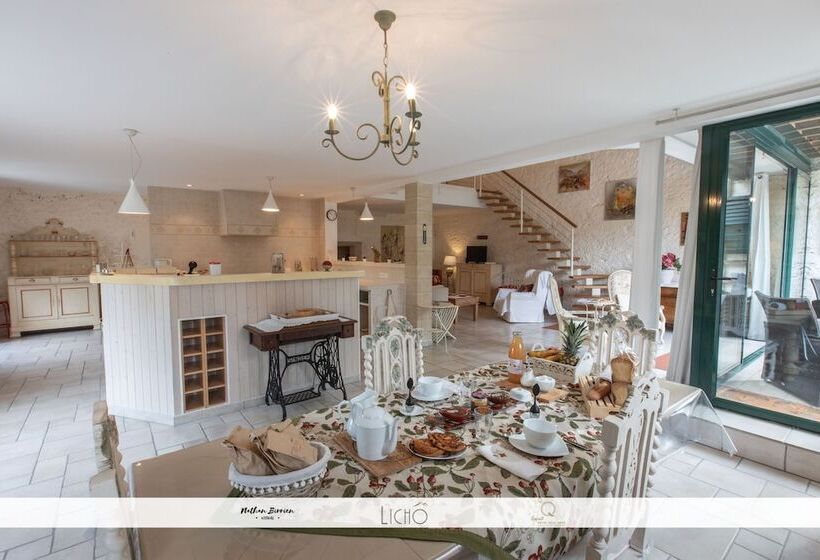 تختخواب و صبحانه La Grange De Bellefontaine