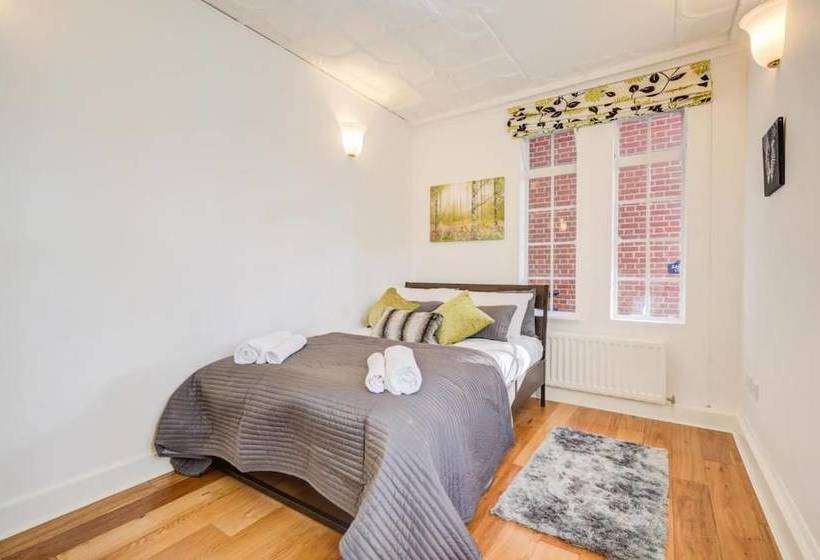 Bed and Breakfast The Bower S House