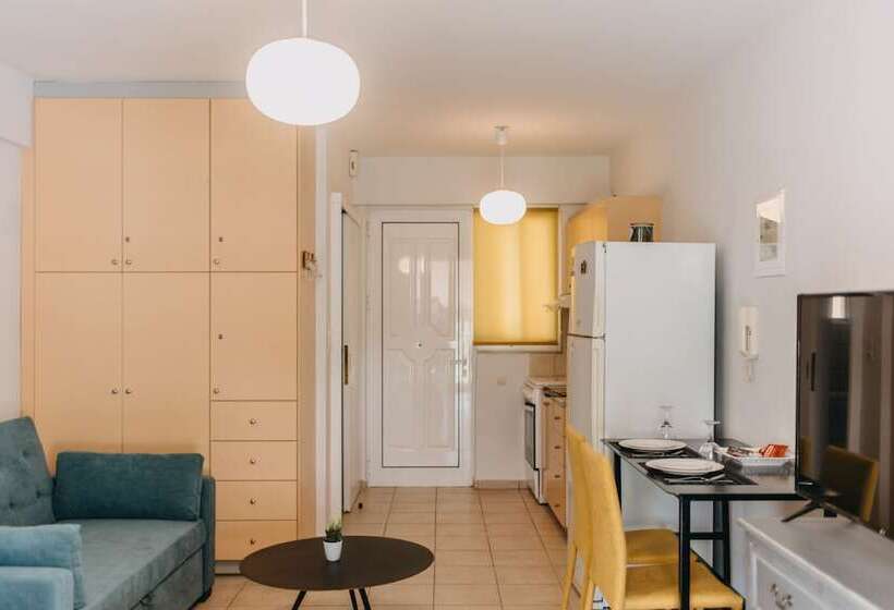 Best House, Nirvana Ii, Patra