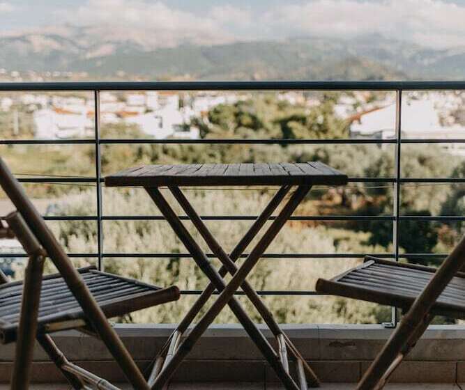 Best House, Nirvana Ii, Patra