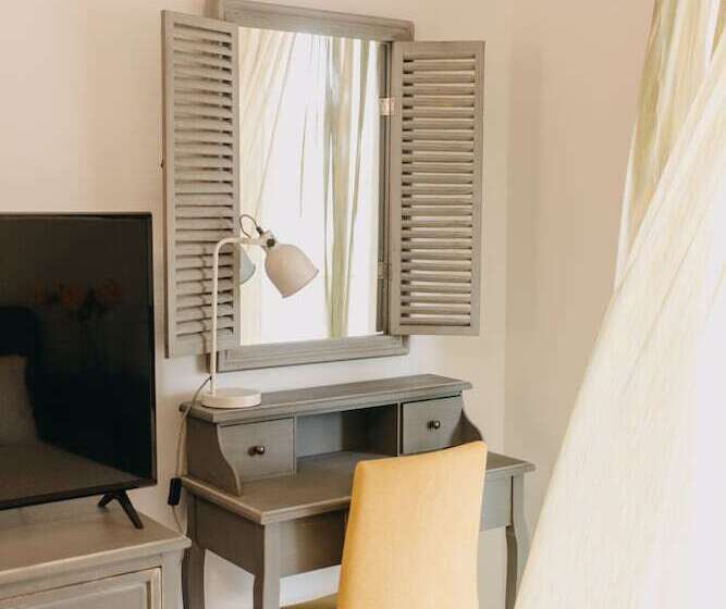 Best House, Nirvana Ii, Patra