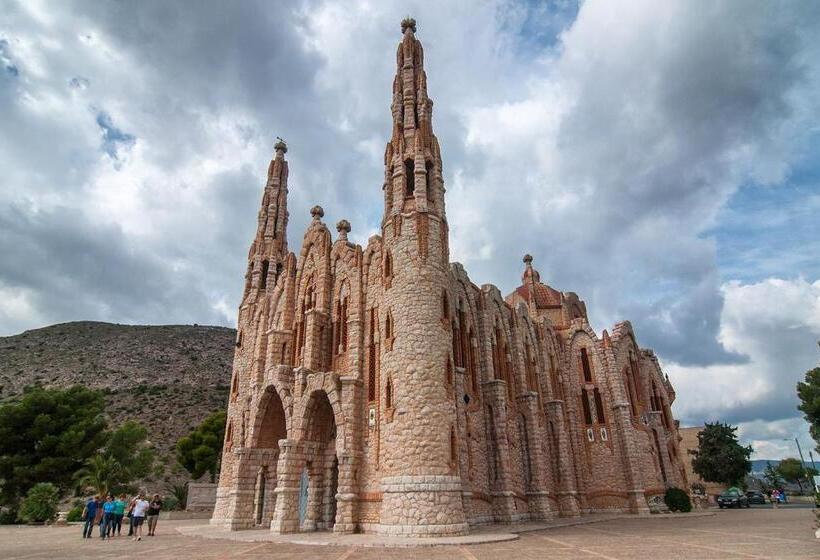 Casa Ekaterina De Novelda