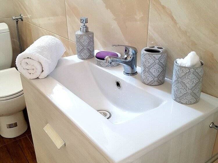 Emmanouil Airport Beach Apartment