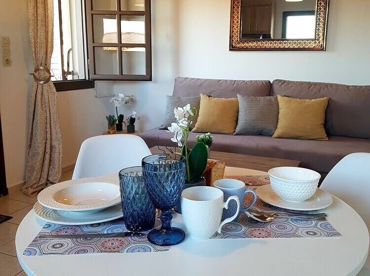 Emmanouil Airport Beach Apartment