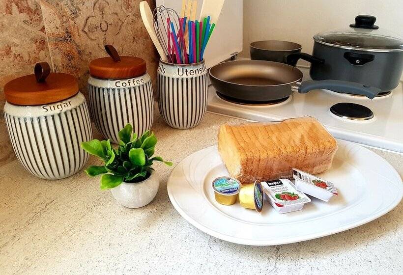 Emmanouil Airport Beach Apartment