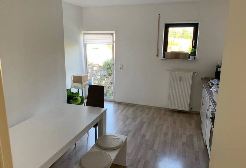 Ferienwohnungen Akh Home