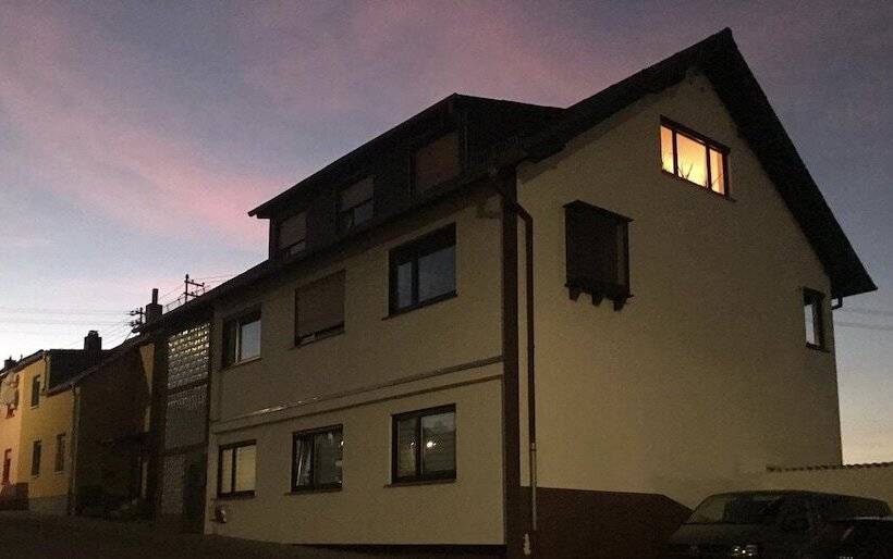 Ferienwohnungen Akh Home