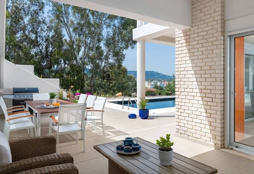 Hilltop Luxury Villa