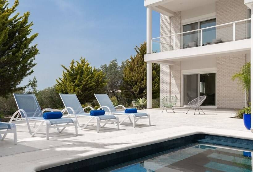 Hilltop Luxury Villa