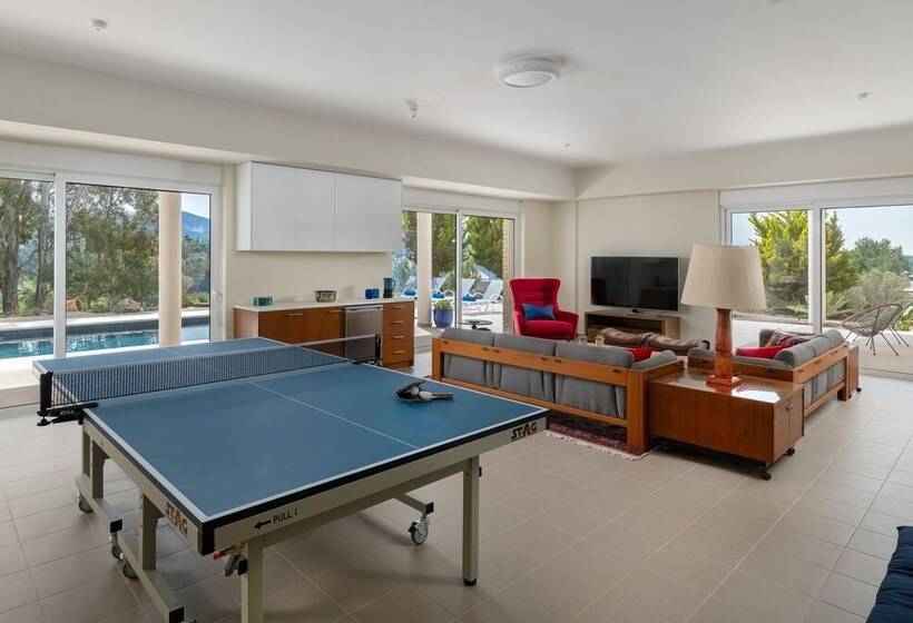 Hilltop Luxury Villa