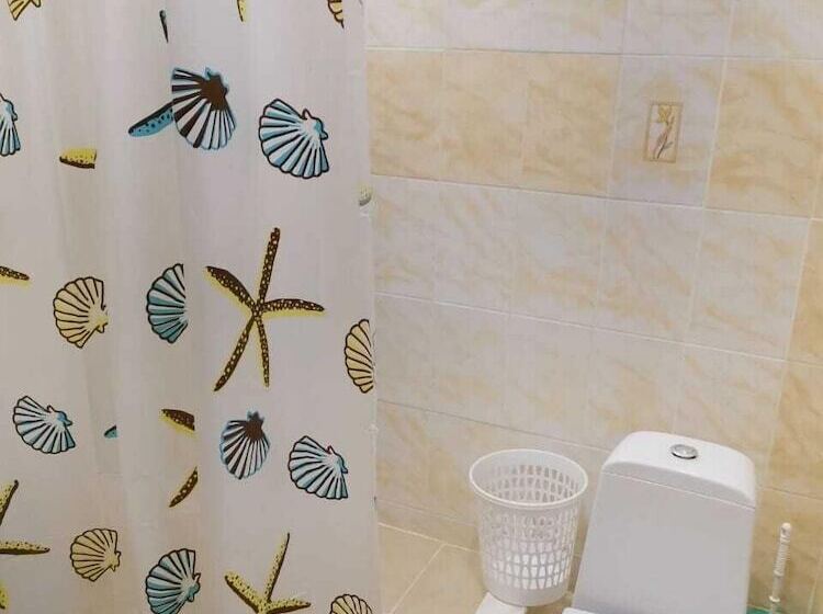 בית מלון כפרי Kashahi