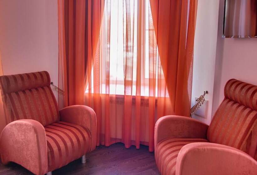 호텔 Square Vysotsky