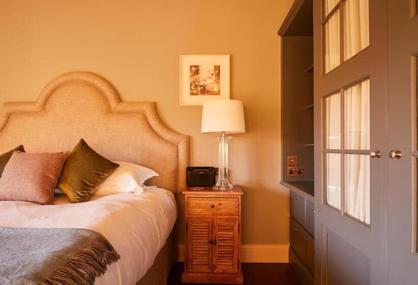 هتل The Duncombe Arms