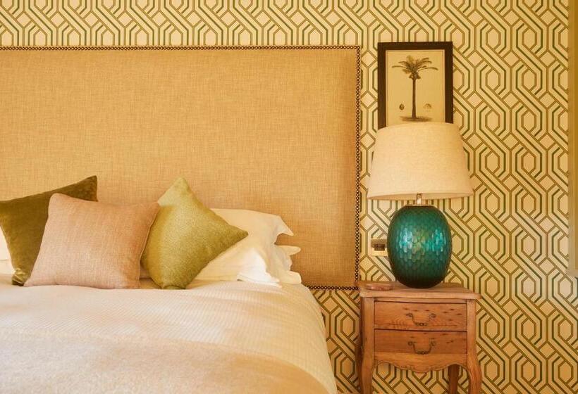 هتل The Duncombe Arms