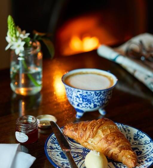 هتل The Duncombe Arms