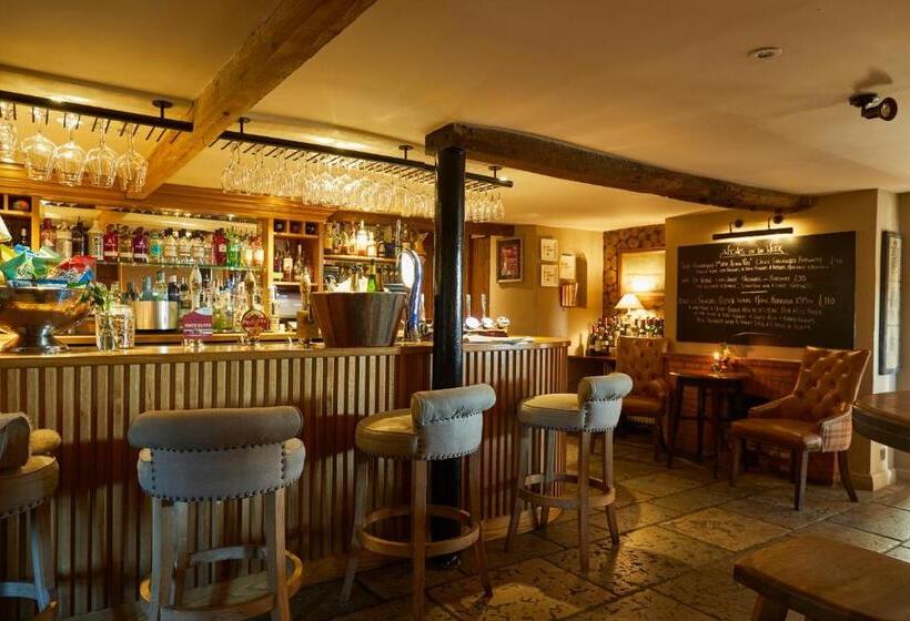 هتل The Duncombe Arms