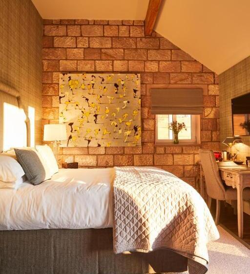 هتل The Duncombe Arms