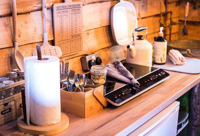 James  Place @ Pontmorlais