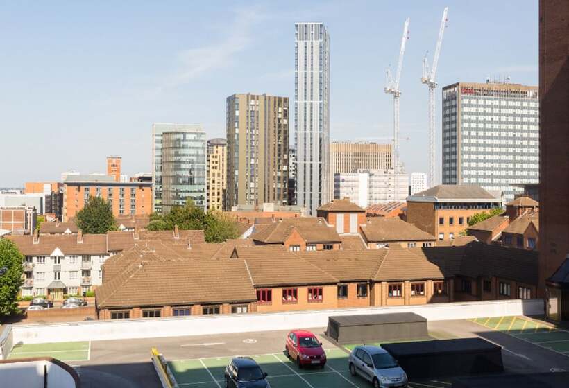 Kcs Luxury Apartment   Broad Street Birmingham