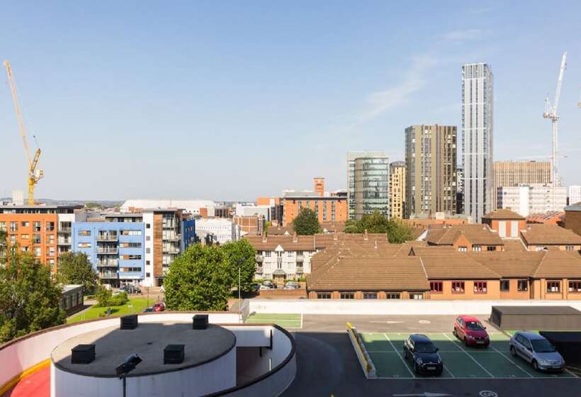 Kcs Luxury Apartment   Broad Street Birmingham