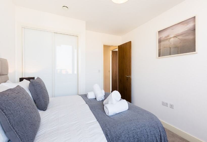 Kcs Luxury Apartment   Broad Street Birmingham