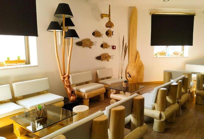 پانسیون Atlantic Spot Guest House