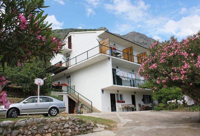 بنسيون Guesthouse Podaca