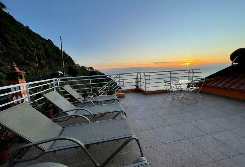 بنسيون Sunset House