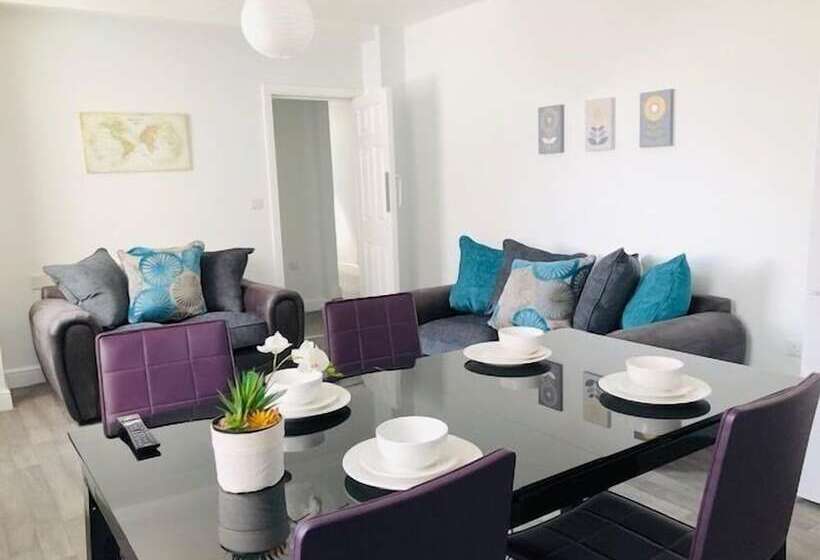 膳宿费 Townhouse @ 51 Balfour St Stoke