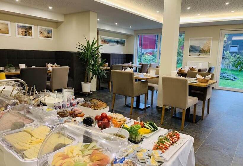 بنسيون Weinbergs Loge