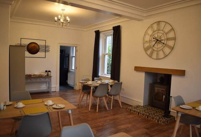 بنسيون Woodlyn Guest House