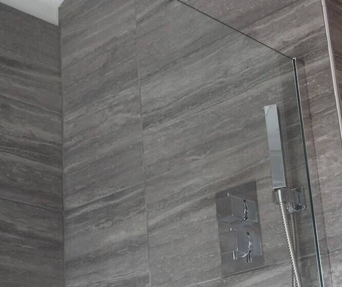 بنسيون Woodlyn Guest House