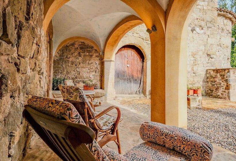 Rectoría De Castellar De La Muntanya