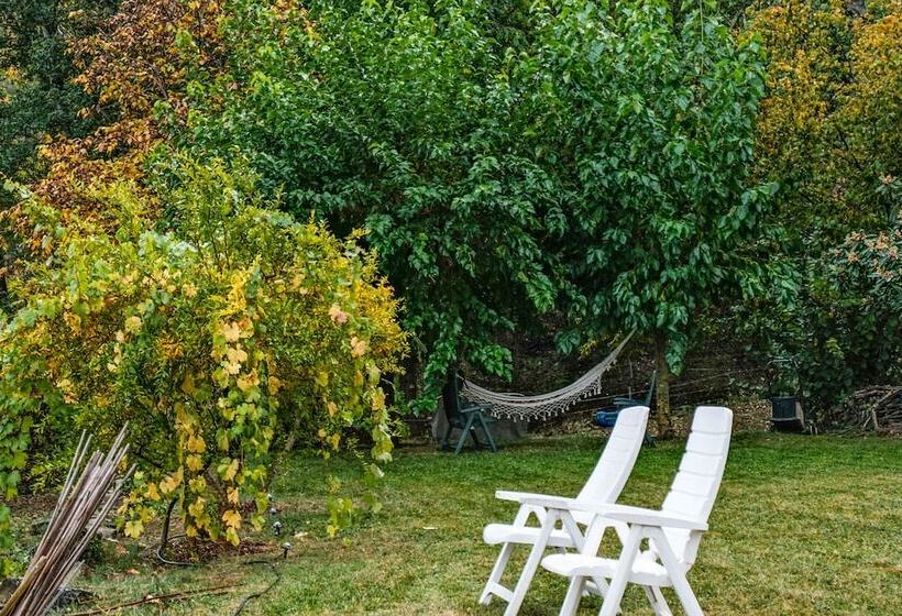 Rectoría De Castellar De La Muntanya