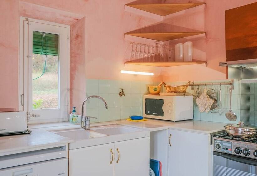 Rectoría De Castellar De La Muntanya