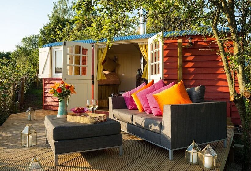 Samsara Retreat And Yoga   Adults Only