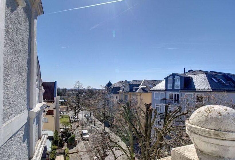 Wohnen Im Exklusiven Dichterviertel