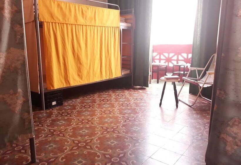 ユースホステル Stardust House Vegueta