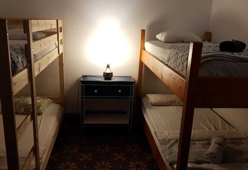 ユースホステル Stardust House Vegueta